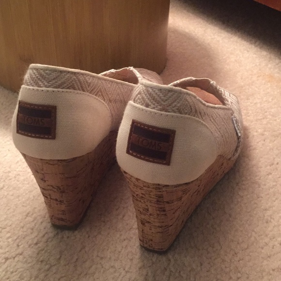 Ladies Toms wedge shoes - Picture 3 of 6
